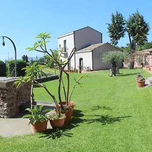  Bauernhof Il Giardino Degli Ovali Italien