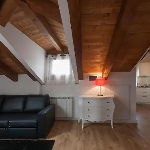  Apartment Residenza Tiziano Italien